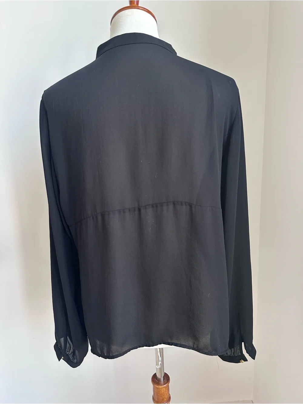 Zara Women Sheer Black Button-Front Blouse with Gold Buttons Size X-Large